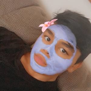 Meet your Posher, Simon